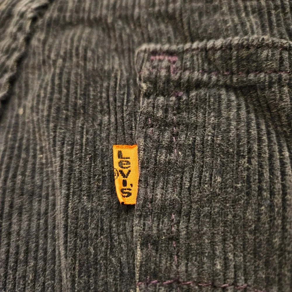 Vintage Levis 560 Corduroy Shorts Mens 32 Navy Orange Tab 8in Loose Fit 90s